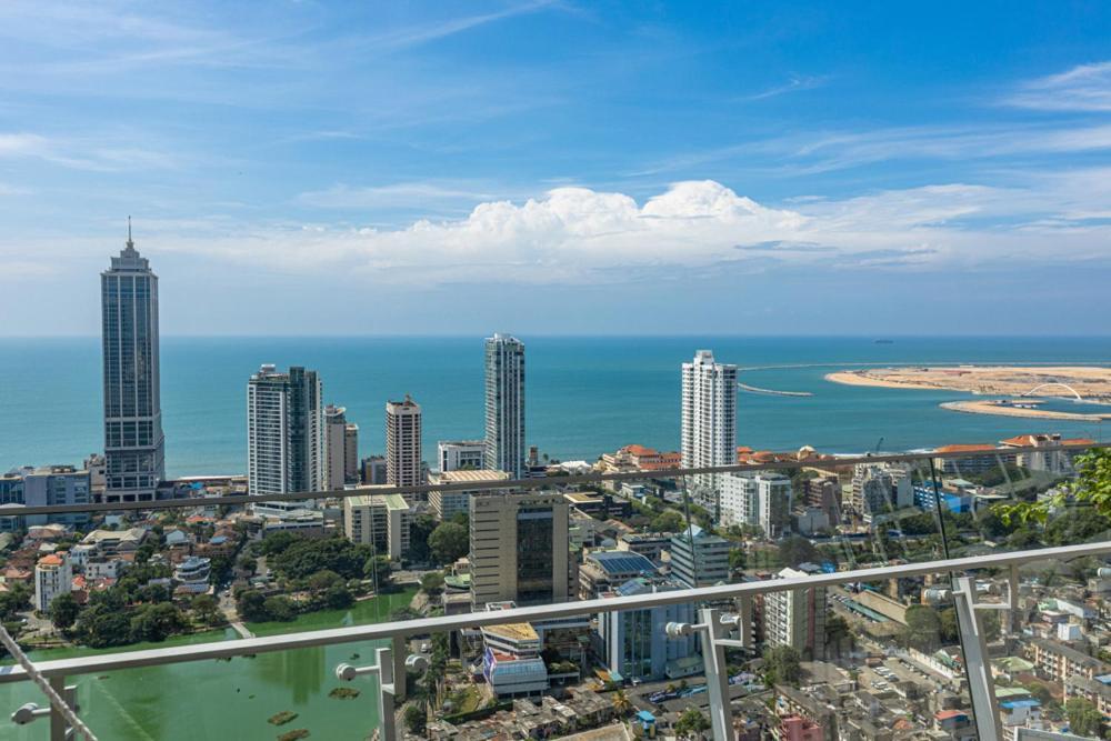 Altair Luxury Colombo By Miracleアパートメント エクステリア 写真